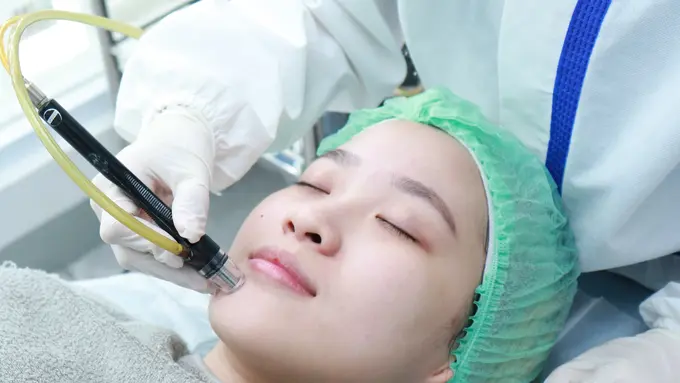 Jeju White Peel Hadir di Indonesia Membuat Wajah Glowing/dok. Derma Express