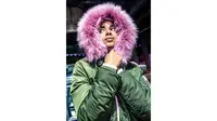 Tren Fashion Wajib Coba, Colorful Outerwear yang Seru