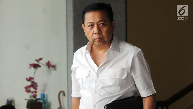 Setya Novanto diperiksa sebagai saksi untuk tersangka  Johannes Budisutrisno Kotjo terkait dugaan menerima suap proyek kontrak kerja sama pembangunan Pembangkit Listrik Tenaga Uap (PLTU) Riau-1.(merdeka.com/dwi narwoko)