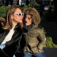 Bukan hal aneh jika Bunga Citra Lestari memiliki jadwal yang padat lantaran profesinya sebagai aktris dan penyanyi. Bahkan, belakangan ia juga menjadi juri di ajang pencarian bakat di salah satu stasiun televisi. (Instagram/bclsinclair)