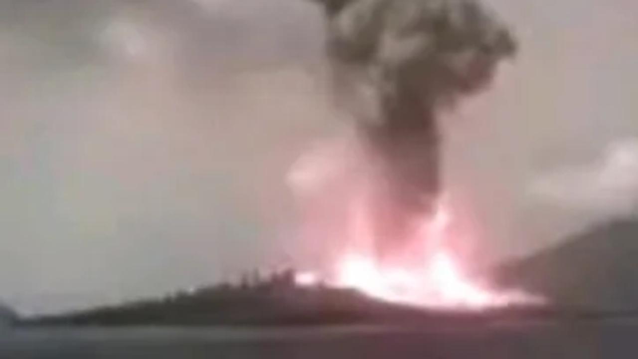 Gunung Anak Krakatau Erupsi Setinggi 1.000 Meter, Warga Diminta Tak Mendekati Radius Lima Kilometer