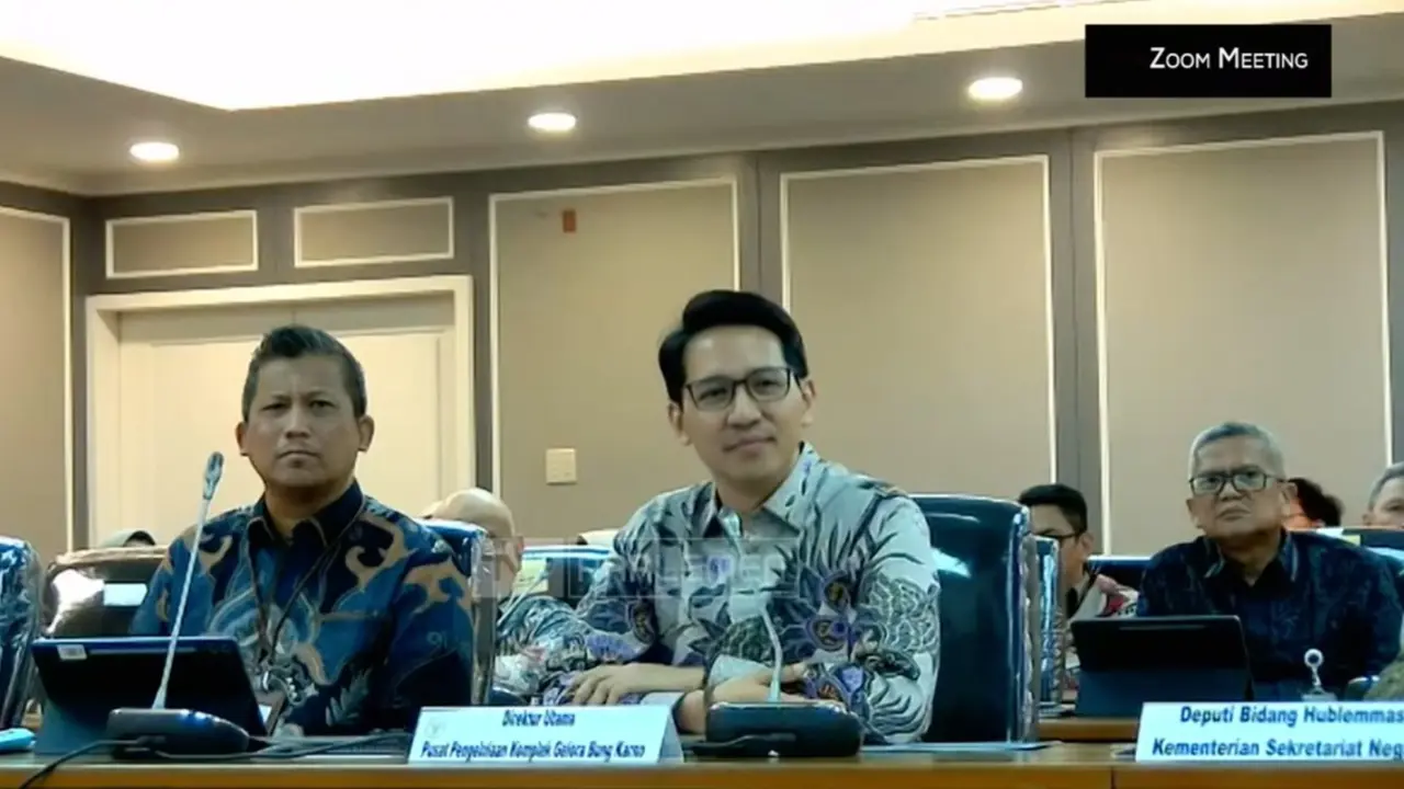 Direktur Utama PPKGBK Rakhmadi Afif Kusumo, dalam RDP dengan Komisi XIII DPR bersama Sekretaris Kementerian Sekretariat Negara Setya Utama, Direktur Utama PPKGBK Rakhmadi Afif Kusumo, Direktur Utama PPK Kemayoran Medi Kristianto.