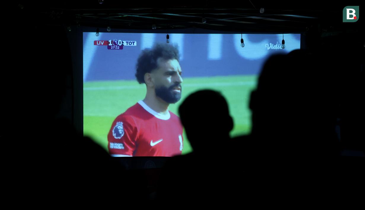 <p>Suasana Roaring Night Premier League Liverpool vs&nbsp;Tottenham Hotspur yang digelar oleh Komunitas penggemar Liverpool, Bigreds di Park 15th Kemang, Jakarta Selatan, Minggu (5/5/2024). (Bola.com/M Iqbal Ichsan)</p>