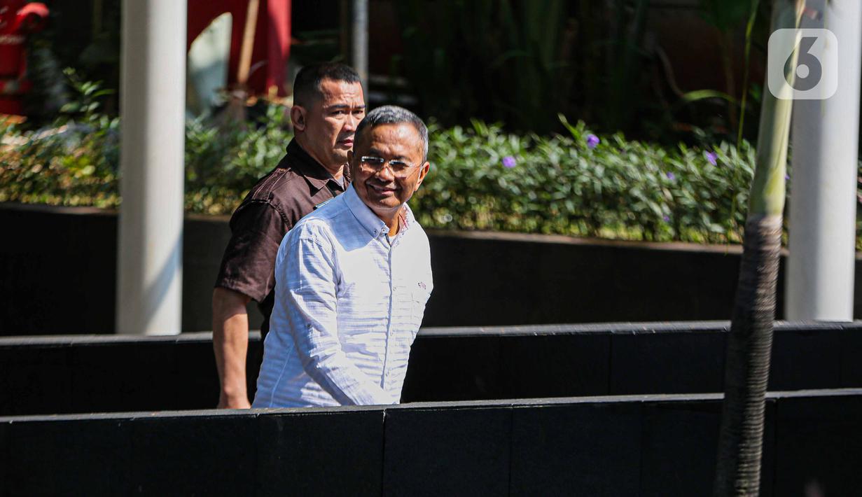 Dahlan tiba di Gedung KPK sekitar pukul 09.15 WIB. (Liputan6.com/Faizal Fanani)