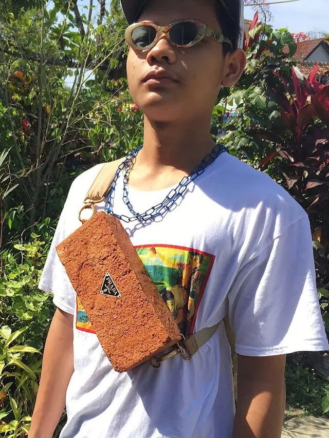 6 Potret Aksesoris Fashion Antimainstream Ini Bikin Tampil Beda