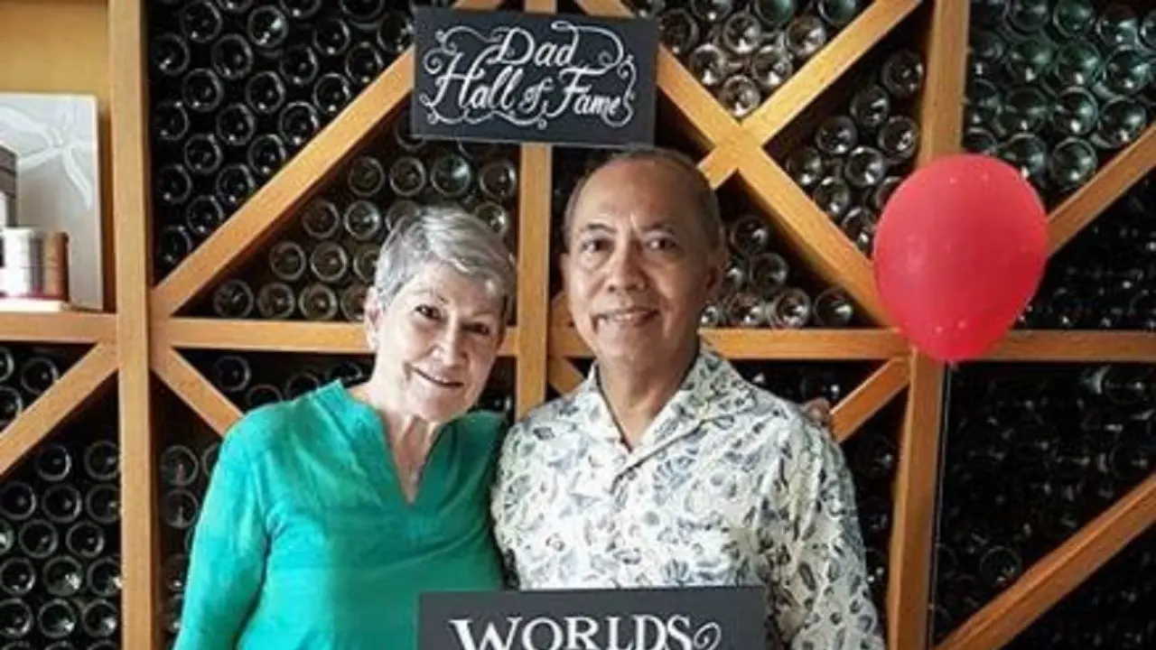 [Bintang] Bondan Winarno dan Yvonne Winarno Raket