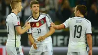 Jerman mengalahkan Skotlandia 2-1 di babak kualifikasi Piala Eropa 2016. (AFP/John Macdougall)