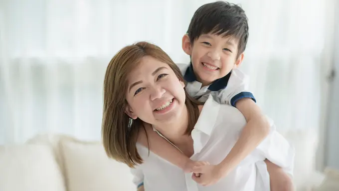 menjadi ibu dan istri