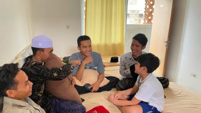 Potret Rafatar masuk pesantren kilat