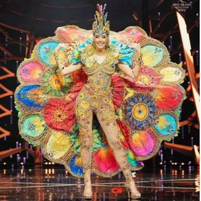 Kostum Nasional Kontestan Miss Grand International 2021