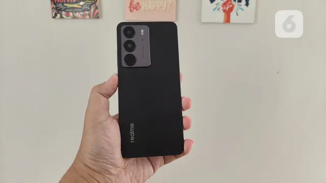 Realme C75