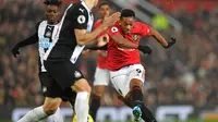 Anthony Martial (kanan) memborong dua gol untuk MU saat kalahkan Newcastle 4-1 di Boxing Day Liga Inggris, Jumat (27/12/2019) dini hari WIB