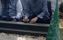 Tim Pemenangan Ganjar-Mahfud Ziarahi Makam Kakek Buyut Cak Imin