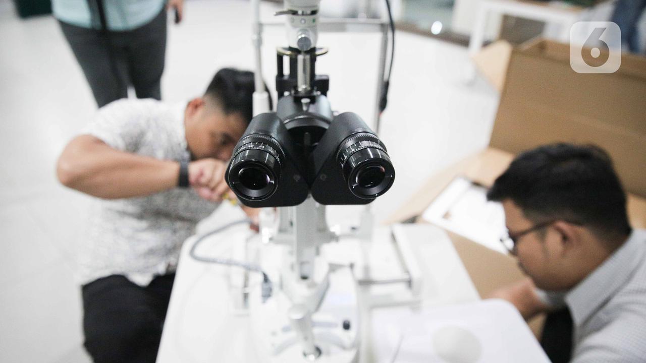 Yayasan Karya Alpha Omega HIbahkan Lima Jenis Alat Kesehatan ke IPKMT RSCM Kirana