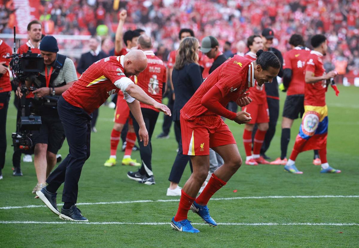 FOTO: Bantai Tottenham Hotspur, Liverpool Juara Liga Primer Inggris 2024-2025