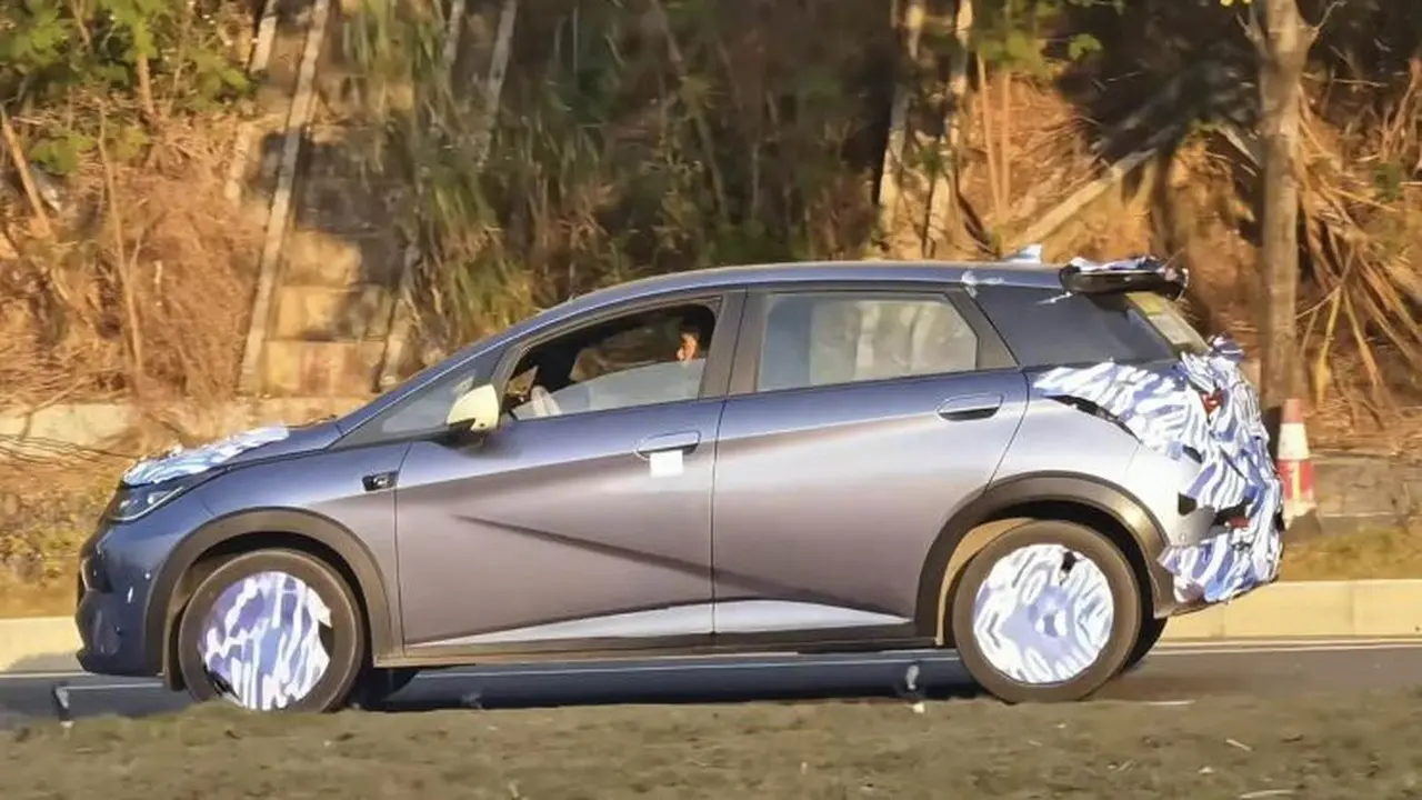 BYD Uji Coba Dolphin yang Lebih Panjang, Siap untuk Ekspor (Carnewschina)