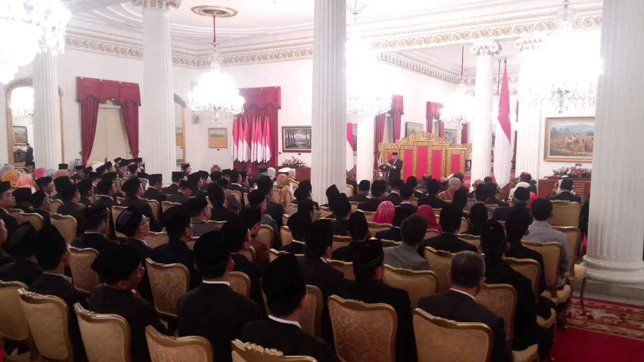 Presiden Joko Widodo atau Jokowi memimpin penyelengaraan peringatan Maulid Nabi Muhammad SAW di Istana Negara, Jakarta.