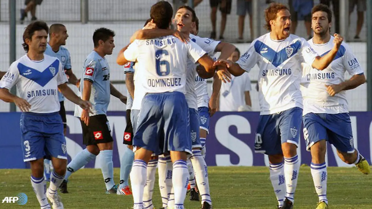 velez-sarsfield-130701a.jpg
