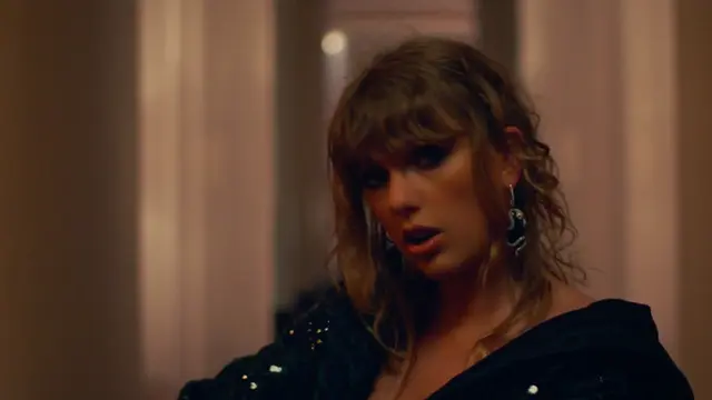 [Bintang] Taylor Swift