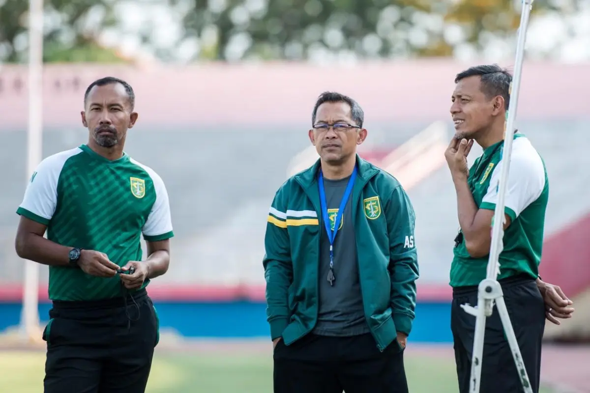 Uston Nawawi