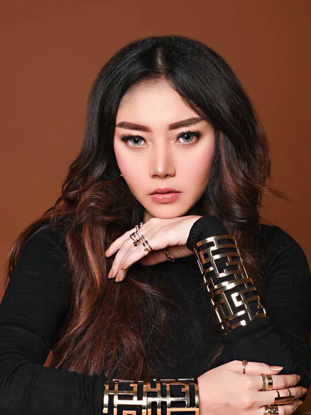 Iva Lola eks Trio Macan