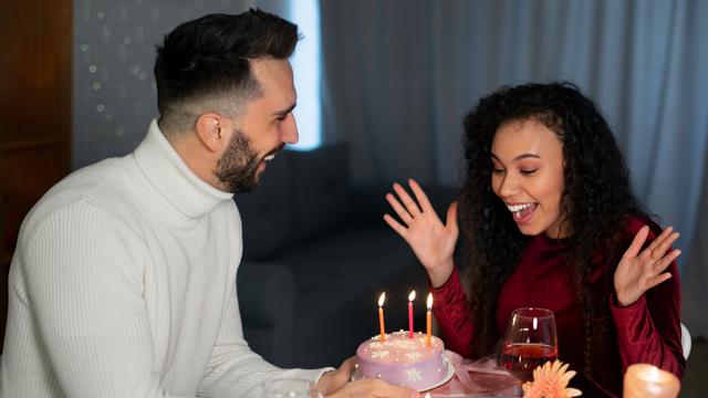 llustrasi ulang tahun istri