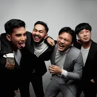 L.Y.O.N feat Rizky Febian