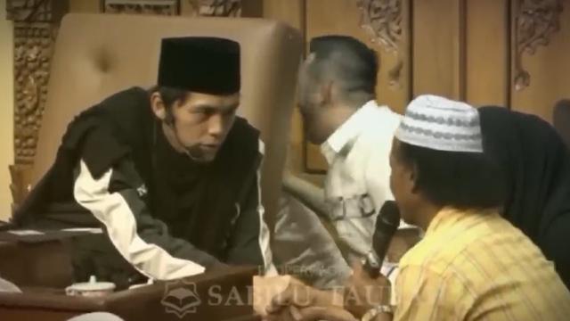 Pria mirip Hercules masuk Islam (SS: YT Sabilu Taubah)