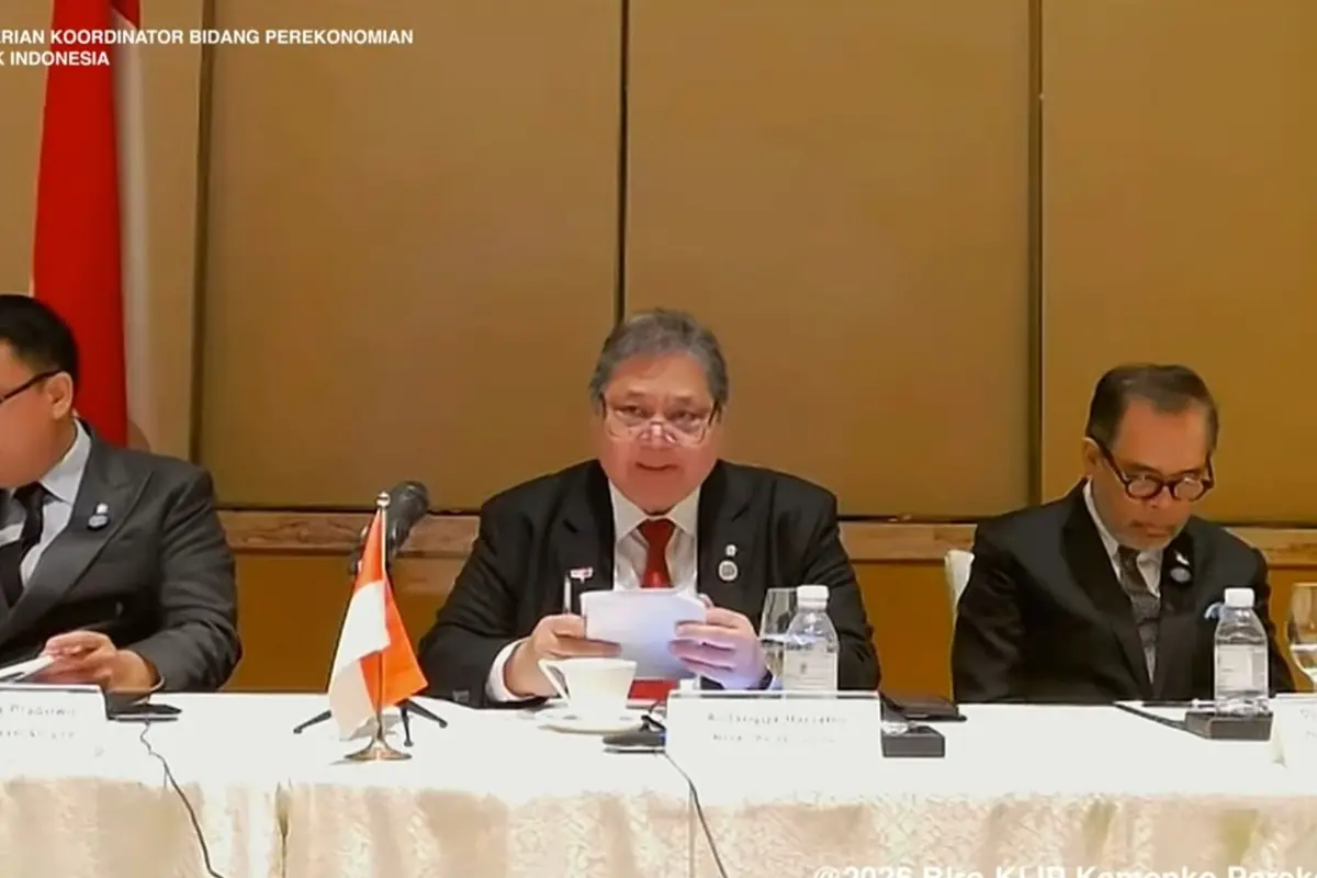 Menteri Koordinator Bidang Perekonomian, Airlangga Hartarto dalam konferensi pers daring, Jumat (17/7/2026) malam. (Liputan6.com/Arief)