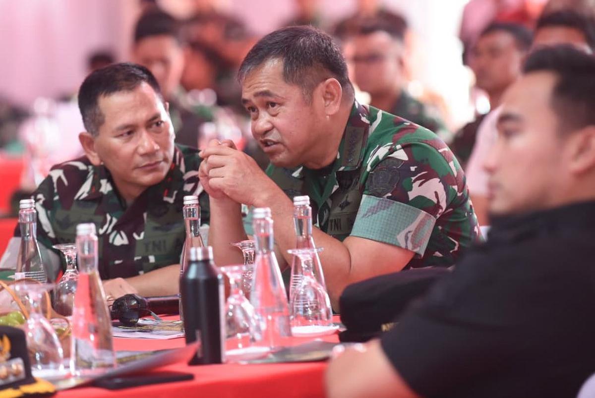 FOTO: Kasad Maruli Tutup TMMD ke-125 di Cilegon