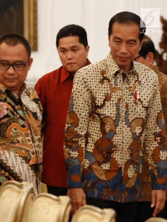 Presiden Joko Widodo saat menerima pengurus Asosiasi Pengusaha Indonesia (Apindo) di Istana Merdeka Jakarta, Kamis (13/6/2019). Presiden Jokowi meminta masukan dari Apindo terkait pemerintahan ke depan, salah satunya tentang upaya peningkatan nilai ekspor. (Liputan6.com/Angga Yuniar)