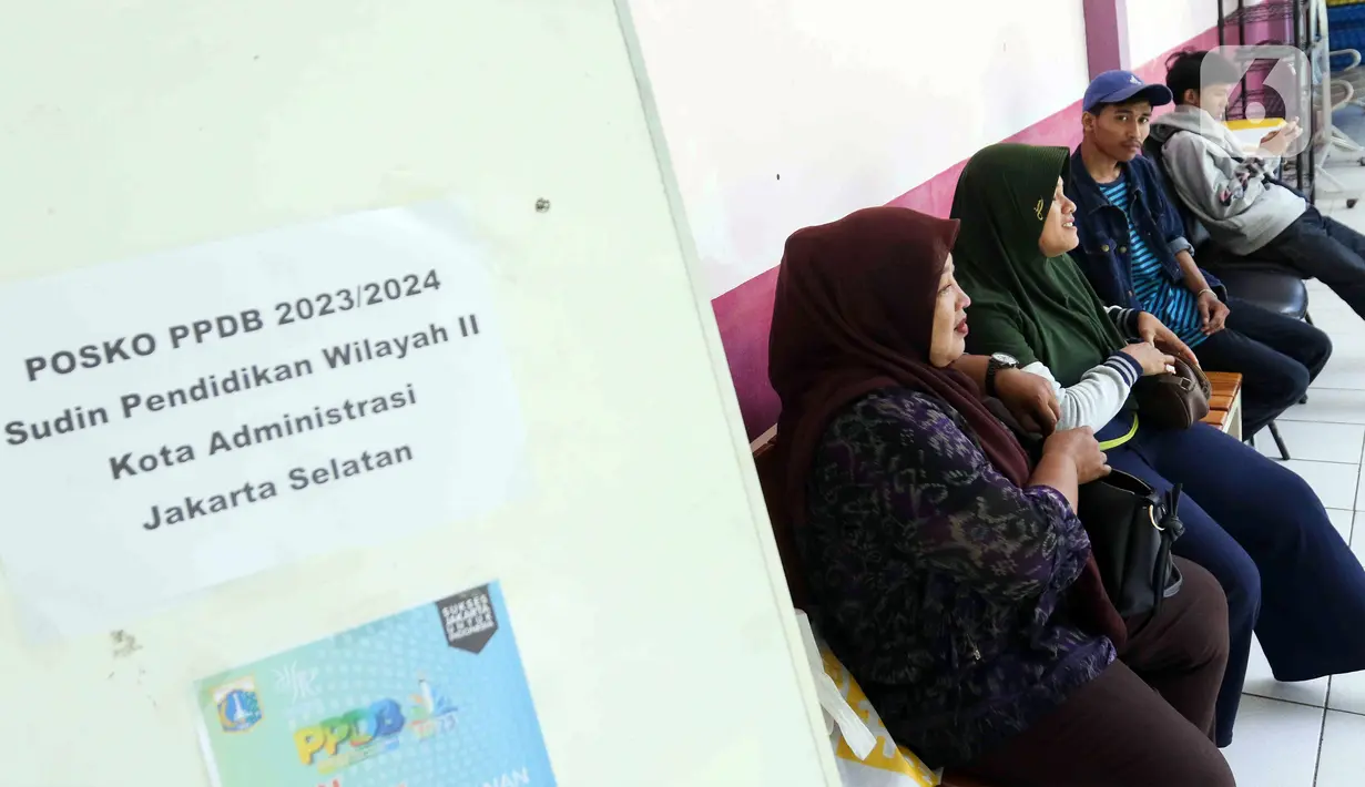 Caranya, akses laman PPDB DKI 2022 di https://ppdb.jakarta.go.id. Lalu klik jenjang pendidikan (SMP, SMA, SaMK) dan jalur yang dipilih. (Liputan6.com/Herman Zakharia)
