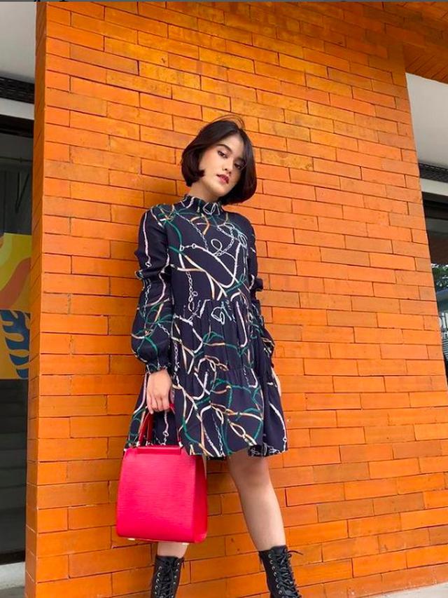 7 Potret Ashira Zamita