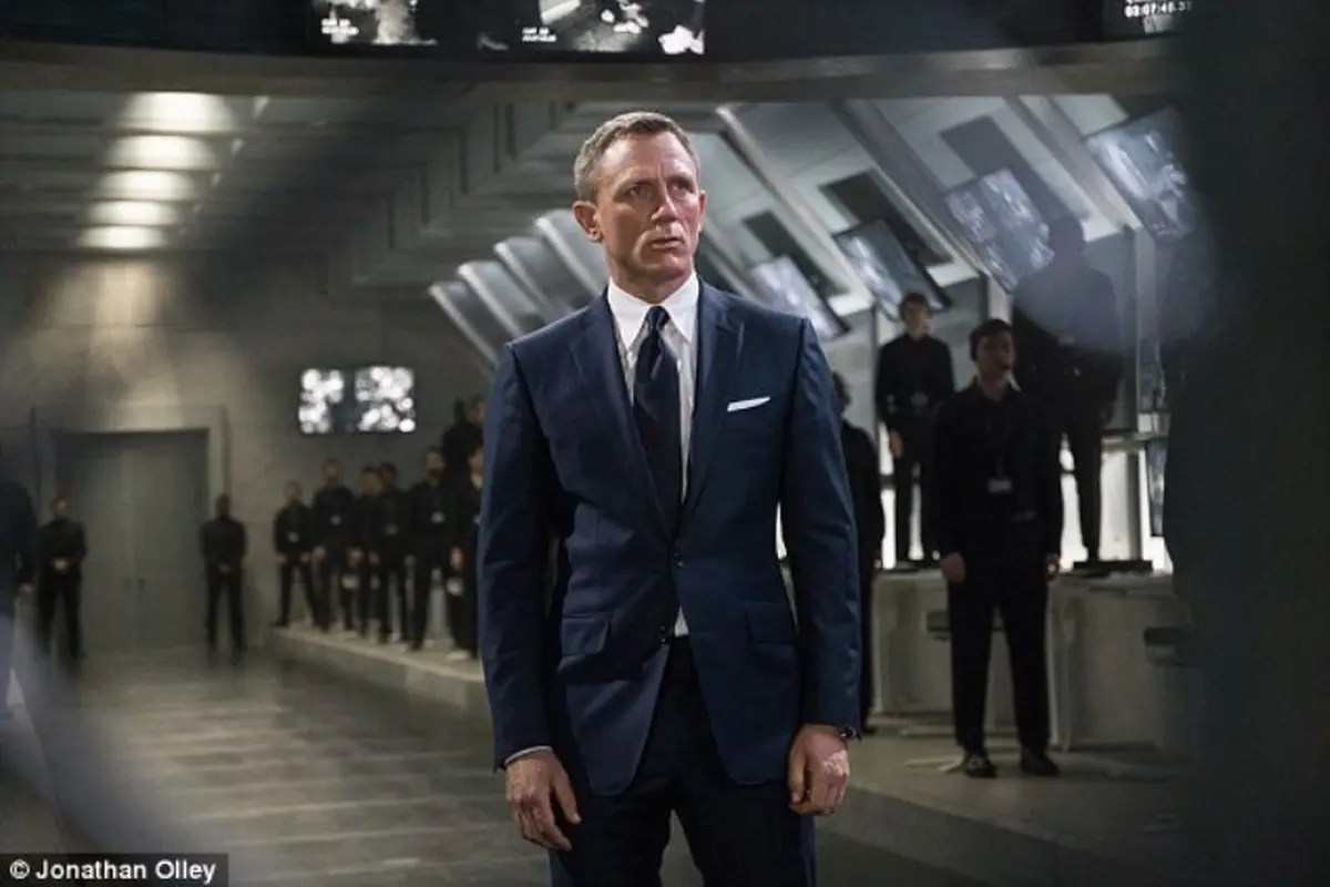 [Bintang] Daniel Craig