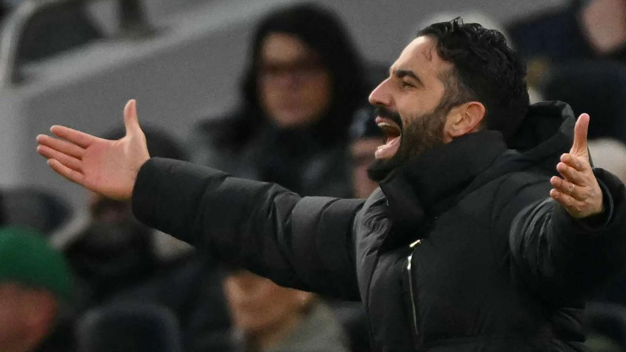 FOTO: Kekalahan dari Tottenham Bikin Manchester United Makin Nyungsep di Papan Bawah, Ruben Amorim Blak-blakan Sesali Hal Ini