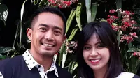 Aktor kelahiran Semarang 36 tahun itu menegaskan, bahwa minta bantuan pengacara bukan untuk mengakhiri rumah tangganya. Melainkan untuk menyatukan kembali rumah tangga yang sedang dalam masalah tersebut. (Instagram/yamacarlos7)