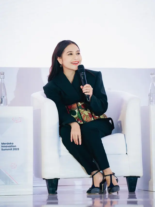 Prilly Latuconsina (Instagram/prillylatuconsina96)