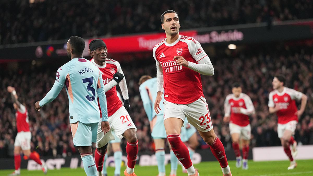 Arsenal Dapat Kabar Buruk! Sang Gelandang Berpotensi Absen Lebih Lama dari Perkiraan Awal!