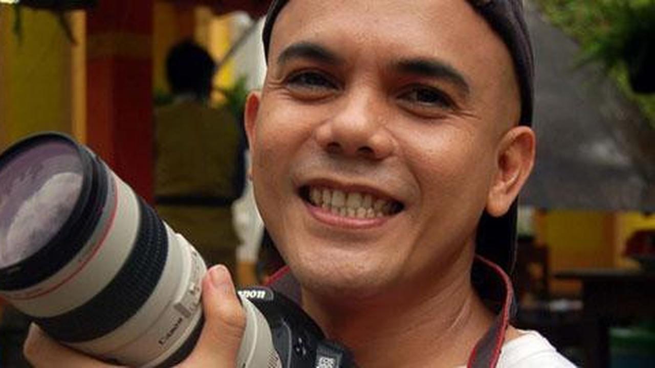 Beragam Gaya Tata Liem direkam Ozy Syahputra