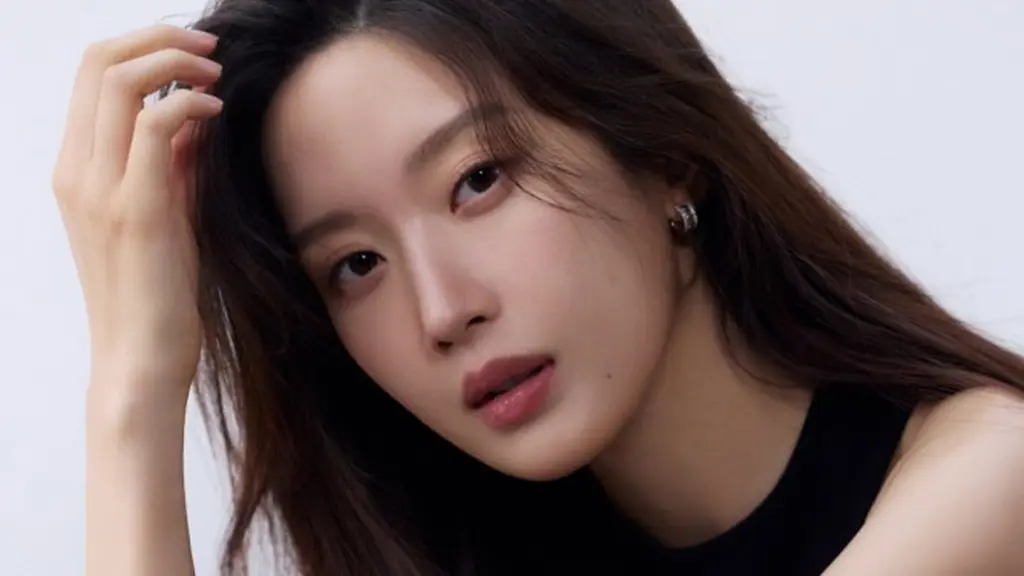 Foto profil terbaru Moon Ga Young. (instagram.com/fantagio_official)