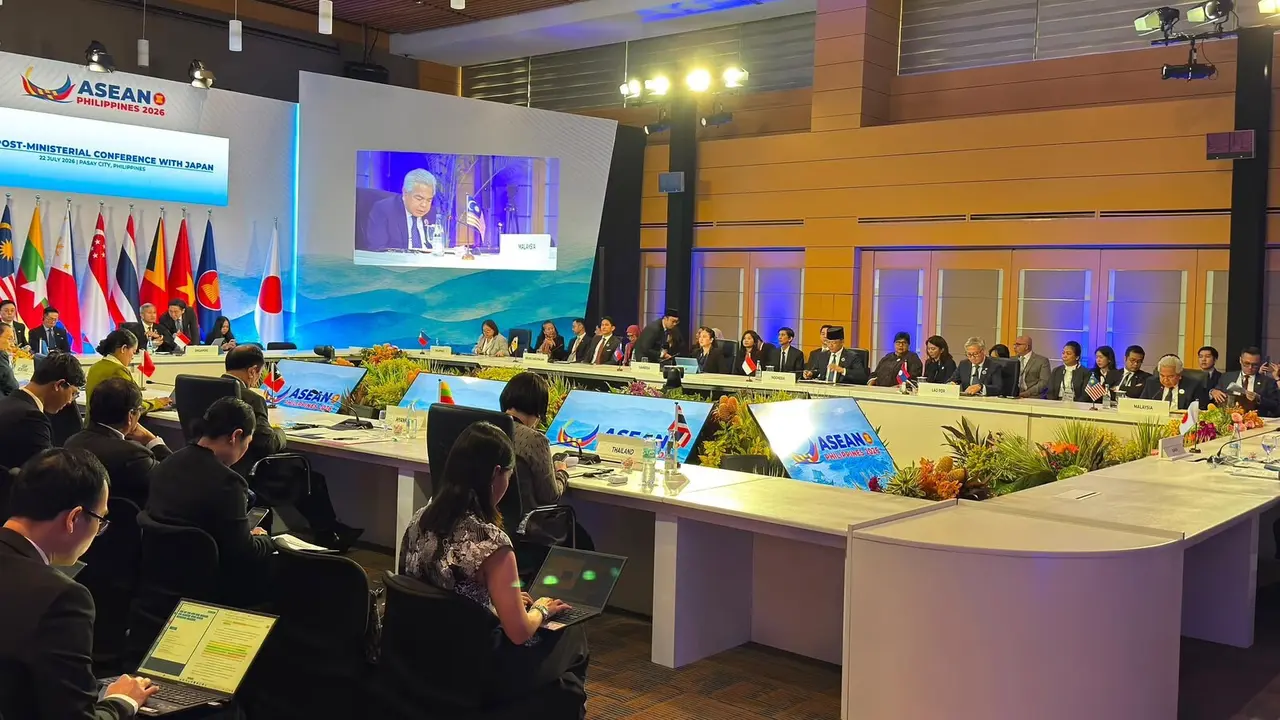 Menteri Luar Negeri (Menlu) Sugiono