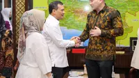 Gubernur Jawa Tengah, Ahmad Luthfi menerima kunjungan Konsulat Jenderal Australia, Glen Askew, Senin (3/3/2025). (Foto: Istimewa)