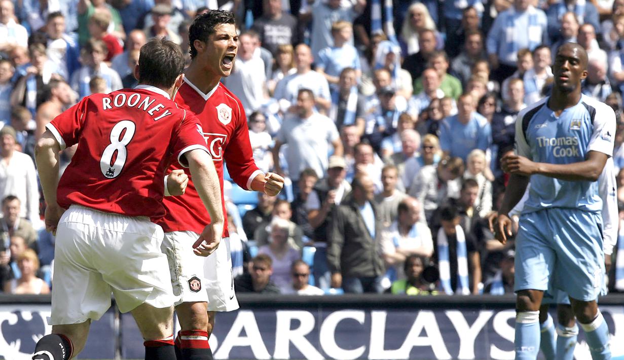 Cristiano Ronaldo total telah bertemu Manchester City sebanyak 15 kali saat berseragam Manchester United dalam dua periode dan Real Madrid. Ia mampu meraih 9 kemenangan, 2 hasil imbang dan 4 kali kalah dengan torehan 5 gol dan 2 assist. (AFP/Andrew Yates)