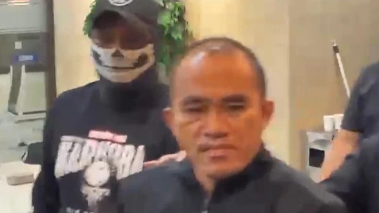 Penangkapan AKP Deky