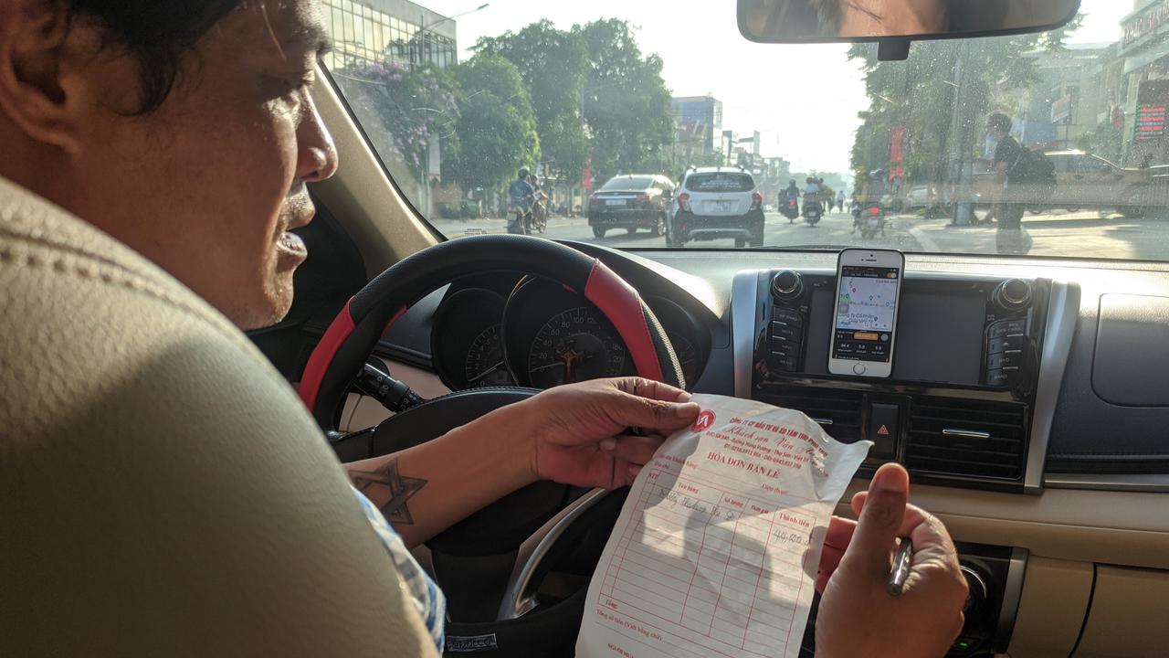Masih Promo, Begini Cara Pesan Taksi Listrik Asal Vietnam