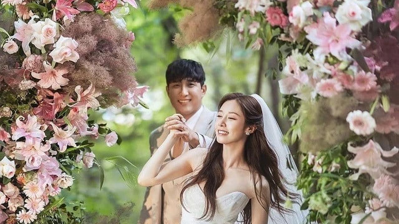 Foto Pernikahan Jiyeon T-ara & pemain baseball Hwang Jae Gyun (Instagram @jiyeon2__)