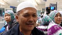 Jemaah haji asal Surabaya mengaku senang dengan pelayaan di Arab Saudi. (Liputan6.com/Taufiqurrohman)