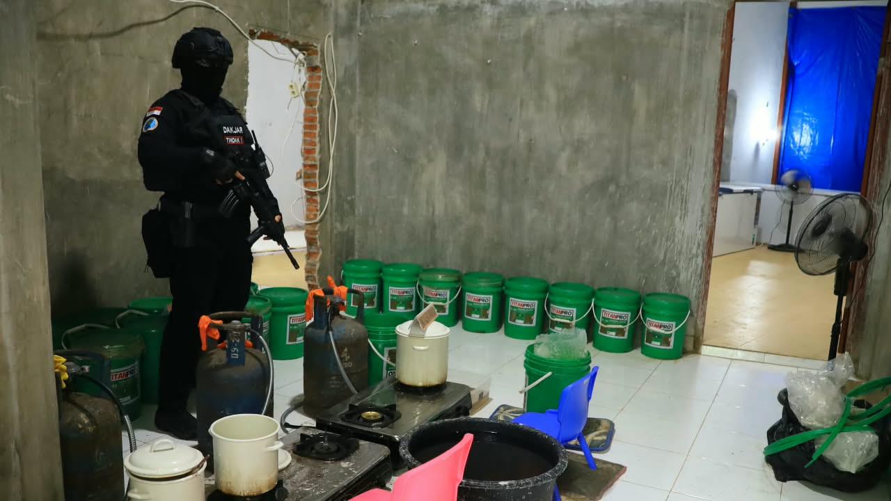 Operasi Gabungan Bongkar Pabrik Sabu Blue Ice di Pidie, Jejaknya Terpantau Sejak Februari