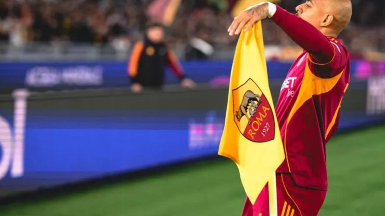 Donyell Malen Hattrick Bawa AS Roma Taklukkan Pisa 3-0 di Olimpico