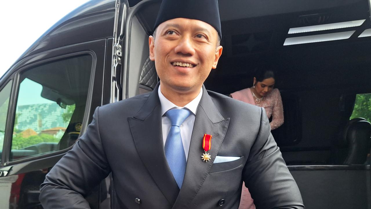 Tiba di Istana, AHY, Yusril, Budi Arie hingga Zulkifli Hasan Kompak Berdasi Biru Muda